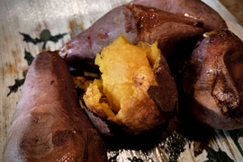 甘くて美味しい安納芋・種子島産・有機農業・食べ応え抜群！中サイズ・箱込み2kg