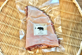 2023年新物/旬✨イノシシ《ジビエ》希少❣️【猪肉 バラ 360g ブロック】230207-9