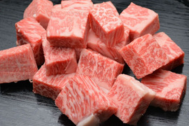最高峰の肉質を食べやすくカット！松阪牛サイコロステーキ肉(サーロイン)300ｇ