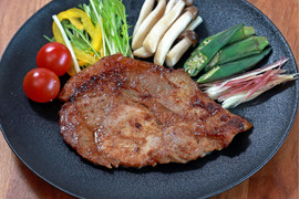 まとめ買いでお得！当店のロングセラー商品「元気豚  ロース味噌漬」120ｇ×10枚セット　【200】