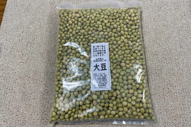 肥料不使用・農薬不使用の自然１９年の大豆　4ｋｇ