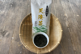 【宮崎ブランド釜炒り茶★シングルオリジン】天滝茶(R6年産やぶきた一番茶100g)