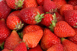 【バラ詰め】完熟あまおう１kg ジャムなどの加工用