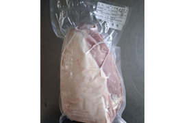 ジビエ　イノシシ　モモ　ブロック　880g