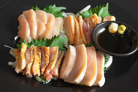 鹿児島の定番 鶏刺し★大摩桜食べ比べ4種/オリジナル醤油（冷凍）