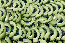 【20％増量】手軽に栄養補給！旨味たっぷり！天日干しゴーヤ 150g+30g
