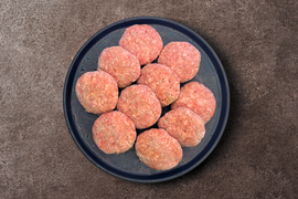 ＼ 新商品 ／ お弁当ハンバーグ300g（10個入）　大人気のハンバーグがお弁当サイズで登場♪ 簡単焼くだけ時短調理OK!! 放牧×自社産牧草飼料♪