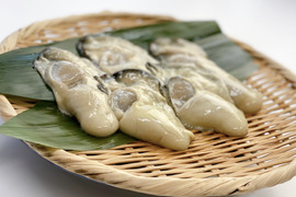 【生食用】かきむき身800g（200g×4ｐ）　広島の海から直送♪　鮮度抜群！安心安全なこだわりの生かき
