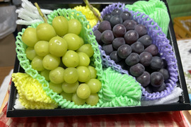 まるせい果樹園のぶどう　ぶどう　おまかせ化粧(1～2房)　　1ｋ箱　化粧箱　自家用　贈答用　ob9