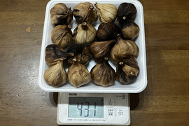 12 自然栽培　黒にんにく 人気　お試し16個
令和7年度新物　食べやすくて美味しい