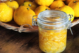 加工用・冬至に柚子風呂♨️✨「柚子10kg」C級【岡山産・農薬・化学肥料不使用】 果汁用ワケあり・業務
皮にキズや黒点のあるサイズばらばら無選別