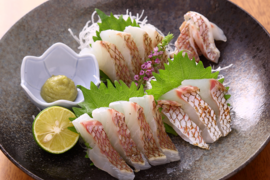 【桜鯛の季節】脂乗り抜群♪皮まで美味しい！南伊勢町ブランド真鯛「あなたに逢い鯛。」＜３枚おろし・皮あり＞