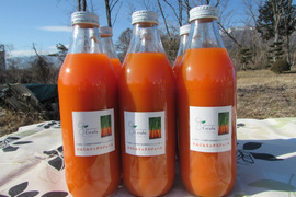 爽やかで飲みごたえあり　生産者も唸る自信作　にんじんミックスジュース　１L　６本セット