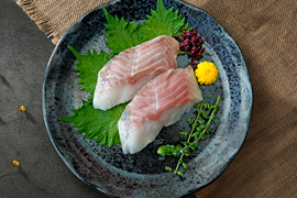 【王室が愛した高貴な魚】チョウザメフィレ70ℊ×4個セット　白身魚／刺身生食可／和食・中華・イタリアン様々な料理に