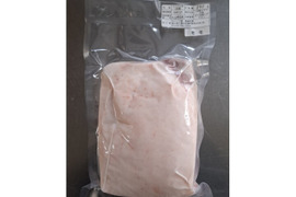 ジビエ　イノシシ　モモ　ブロック　590g