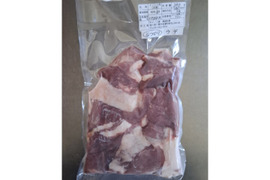 ジビエ　イノシシ　ウデ　ブツ切り　390g