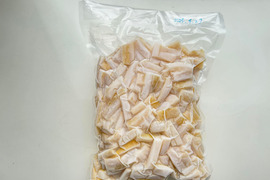 【予約販売】2kg カット済！新鮮朝採れ！
釜茹でを冷凍便で『たけのこ(メンマ)水煮』