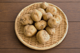 【S～SSサイズ】有機肥料で育てた贅沢品『ダンシャク』 ジャガイモ (4kg)