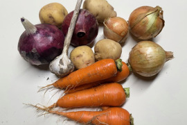 農薬不使用・化学肥料不使用・除草剤不使用 野菜セット 人参葉っぱなし