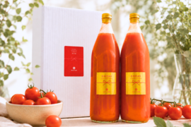まるで果物の甘さ！高糖度ミニトマト100％ 無添加トマトジュース1L×2本
高糖度ミニトマトだけを使用し、まるで果物のような素材本来の美味しさを、そのまま瓶に閉じ込めました。贈り物にもおすすめです！！