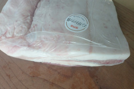 信州マンガリッツァ豚　バラブロック3.3㎏