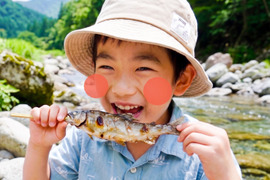 BBQに！串打ち済の深瀬イワナ（塩焼き用・5本）｜岩魚 川魚 串焼き キャンプ バーベキュー アウトドア 骨酒 焼き魚 父の日 【父の日ギフト】