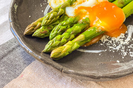 【🏆春一番🏆】常識を覆せ👑 
M〜L 2kg 数量限定100g増量中🎉 
感動のアスパラ