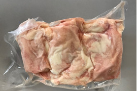 【冷凍】鹿野地鶏　とり皮（首皮）300g×3p