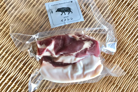特Aクラス🏆✨イノシシ《ジビエ》【希少❣️猪肉肩ロース 320g ブロック】250325-4