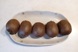 農薬不使用！"ミニサイズ"緑キウイ「ヘイワード」1kg