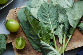 石井食品おまけ付【TV紹介で大好評】【ミシュラン星獲得レストランで採用】おいしさで、ケールに革命を。【機能性表示食品】ソフトケールGABA（500g）静岡県磐田市産