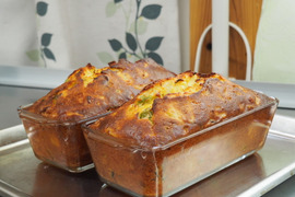 ドライ野菜のケークサレ　米粉　1本