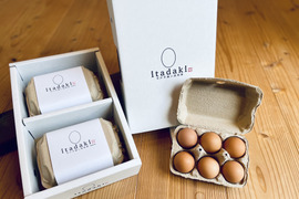【御歳暮/ギフト】御贈答放牧卵itadaki/空と大地に見守られて、産まれる卵。-itadaki-甘くてコク深い、放牧鶏「暖鷄」の卵です。放牧卵/自然放牧