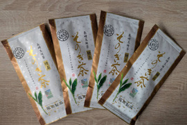 〈レターパック〉霧がかかる標高250ｍで育ったそのぎ茶　特上そのぎ茶（90ｇ）4本セット