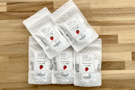 【5袋商品】いちご羊羹　17g×25本