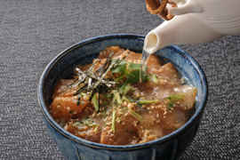 【熊本投稿CP対象】令和の時代も”只今お茶漬け中”☎みやび鯛【鯛ごま茶漬け2P】