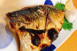脂がじゅわっ。簡単！焼くだけ！長崎ハーブ鯖の塩鯖