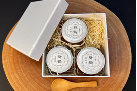 ギフトBOX【味比べセット3種類】野生日本蜜蜂の発酵蜜、花粉蜜、たれ蜜、各50g×3個
