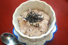 【女性に人気】「玄米と小豆のゆっくりコトコトやさしいお粥」1袋130ｇ入×15袋入
新潟アフコ秋山農場の玄米コシヒカリ100％使用【リピーター多】