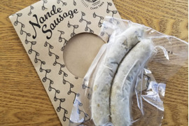 奥能登穴水産の牡蠣をたっぷり詰め込んだ牡蠣のソーセージ　1パック（２本入り）