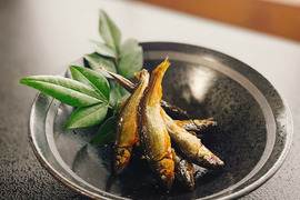 【希少品】これはうまい！甘くてほろ苦い小鮎の甘露煮（50g)