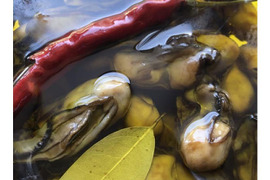 次回は今年の秋に。【プチ】わたゆき牡蠣（オイル漬け用）生食もレアも。冬のサロマ湖湧別より