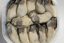 『小粒剥き身牡蠣』パック（27粒前後）約500g（日付指定可能）（生食用）