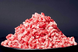 和牛100％ミンチ 1kg 凝縮された香りとうまみ！和牛オリンピック日本一の農場からお届け