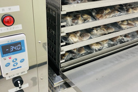 液体冷凍はまぐり　1個80-100 g（中）　   約500g×6パック