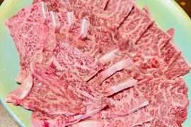 【豊作和牛焼肉用2部位セット】1pac:300g×2pc(真空・冷凍)豊作ファーム豊作和牛