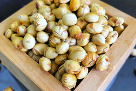 カリッっと香ばしい愛知県フクユタカの煎り大豆【100ｇ】
