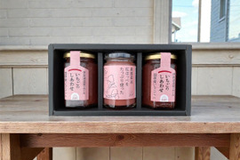 【贈り物に最適】紅ほっぺをたっぷり使ったいちごバター1個といちごジャム2個