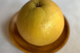 追熟してより甘い！冬に食べる梨【新雪】2.5kg(４～６玉)