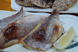 小泊産！【冷凍】チダイ生干し250g×3袋 (骨抜き)
焼くだけ！